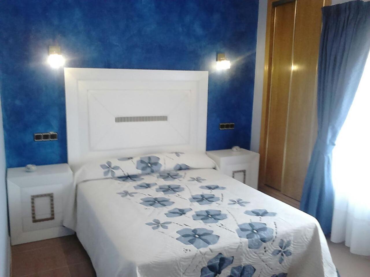 Hostal Restaurante Solaire Castañar de Ibor Chambre photo